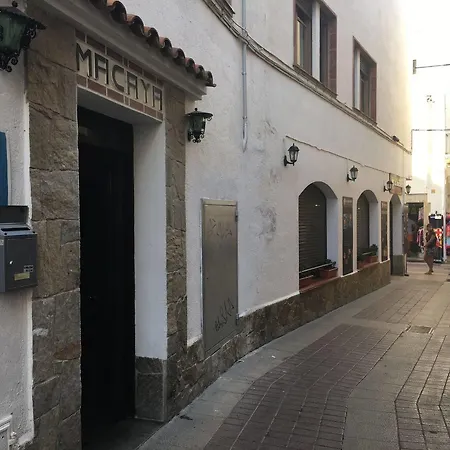 Macaya Hotel 2*